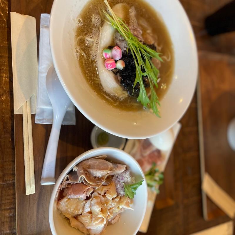 鯛鶏白湯らーめん〜鯛のお誘い〜(鶏×麦 らら)