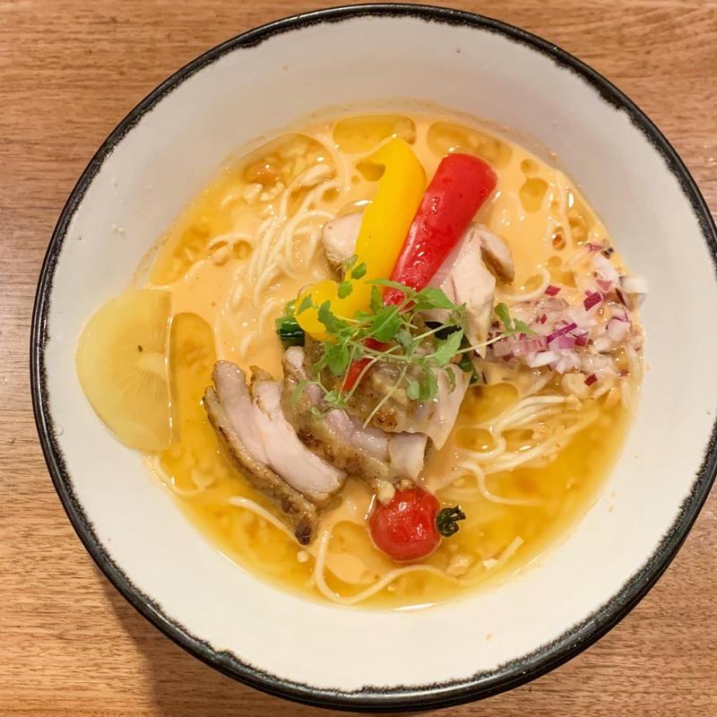 限定　冷やしレッドカレーらーめん(海老丸らーめん)