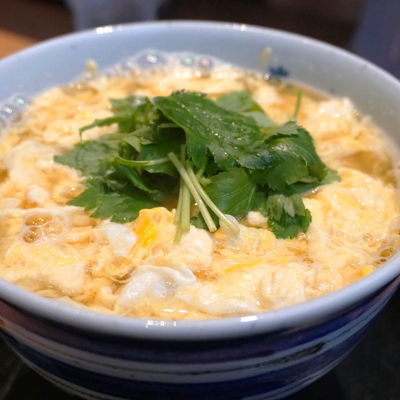 三つ葉玉子とじうどん(博多うどん 忠兵衛)