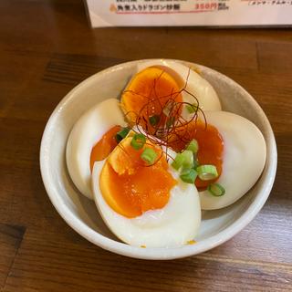 蔵王地鶏の半熟煮卵(大衆酒場みつ星餃子 七日町店)
