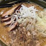 味噌チャーシュー麺(ラーメン 郷)