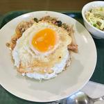 ガパオご飯(新宿西口ガパオ食堂)