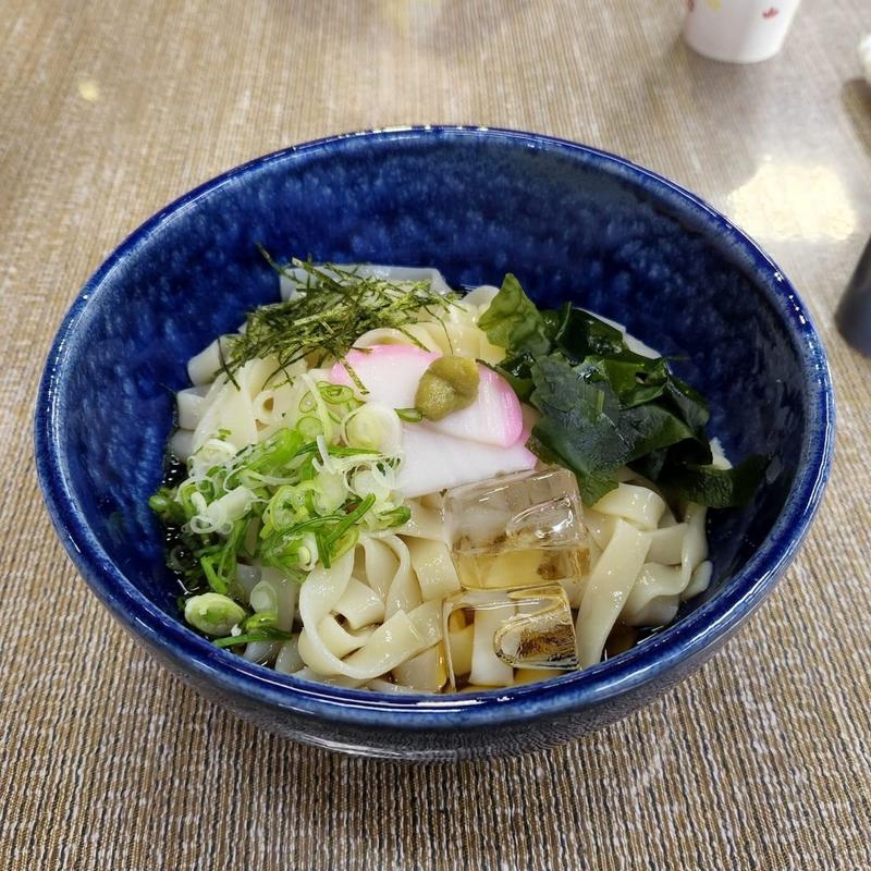 冷やしきしめん(おかき屋 辰心 本店)