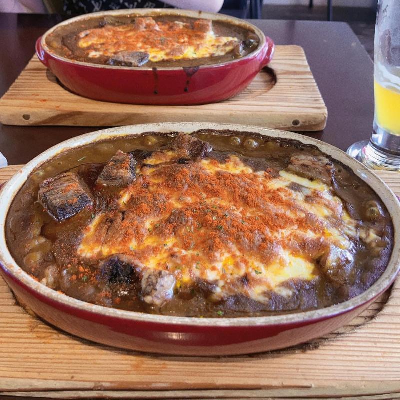 ビーフ入りスーパー焼きカレー 大盛り(BEAR FRUITS 門司港本店)