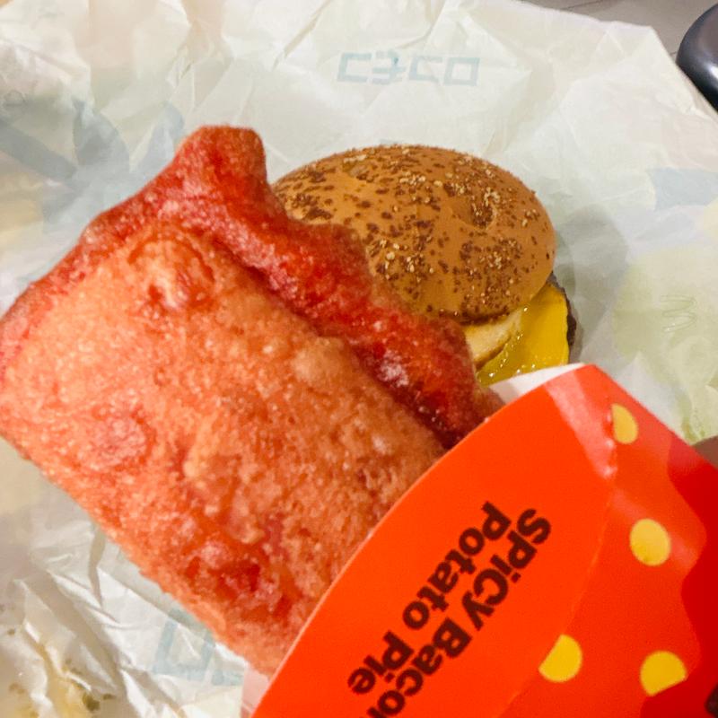 スパイシーベーコンポテトパイ(マクドナルド 新梅田店)