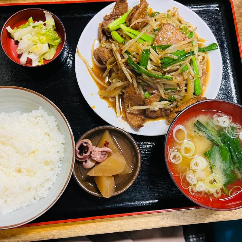 レバニラ炒め定食(かつら)