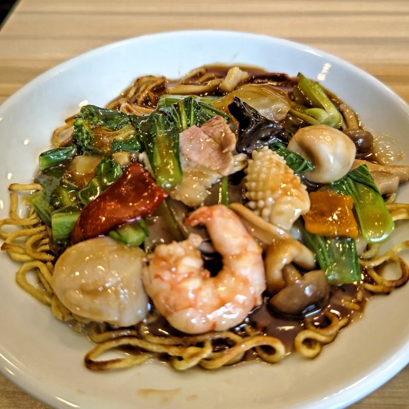 五目焼きそば(小籠包専門店 七福)