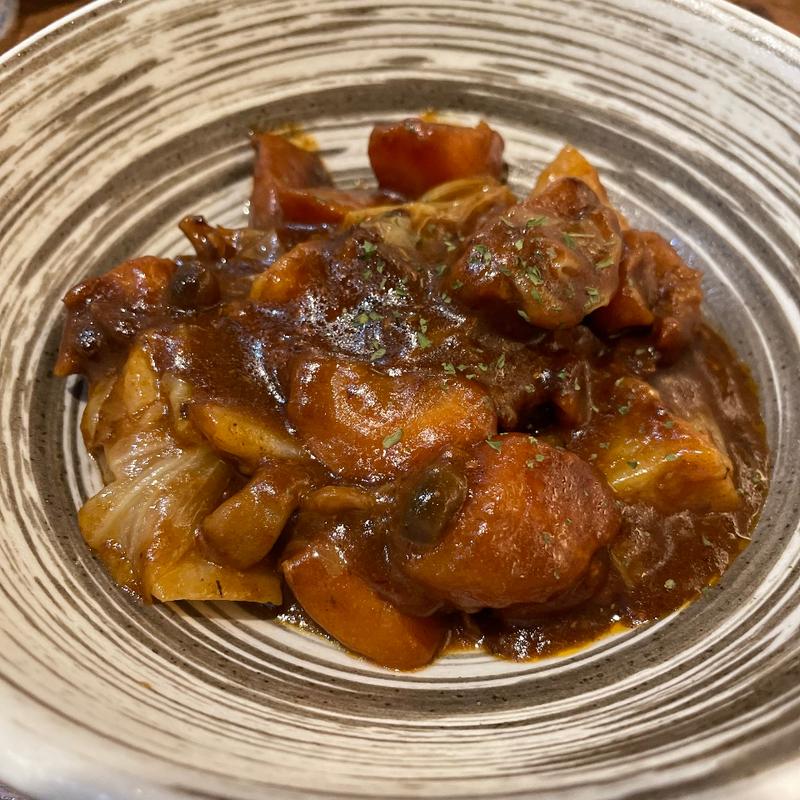 デミグラスソース豚肉(酒席まつした)