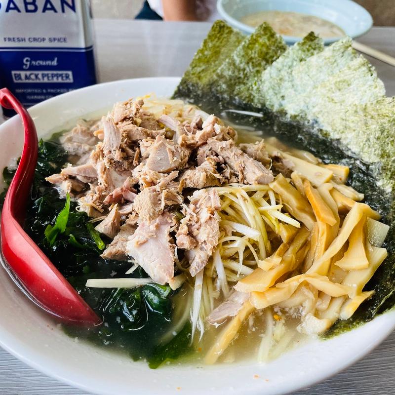 ネギ塩メンマチャーシュー＋海苔＋わかめ＋中盛り(ラーメンショップ 122号騎西店)