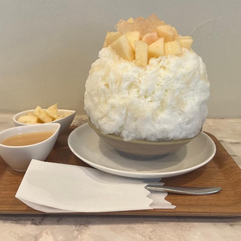 桃のかき氷(coconannan)