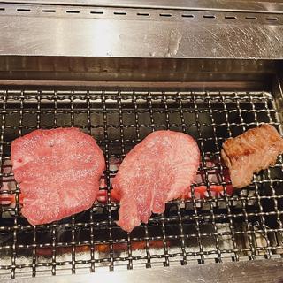 (焼肉会席 舌牛 銀座店)