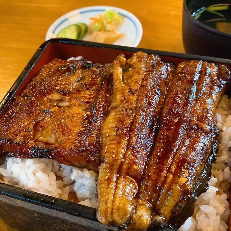 湯むしうな重 大盛(川魚料理くれない)