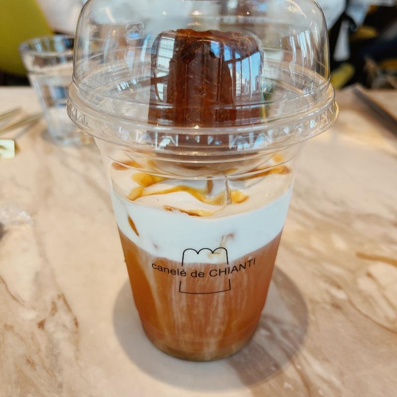 カヌチーノ(カヌレ専門店 canelé de CHIANTI 渋谷スクランブルスクエア店)
