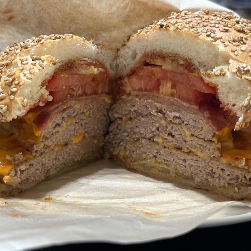 JB Queenバーガー (肉3枚)(Cafe JB)