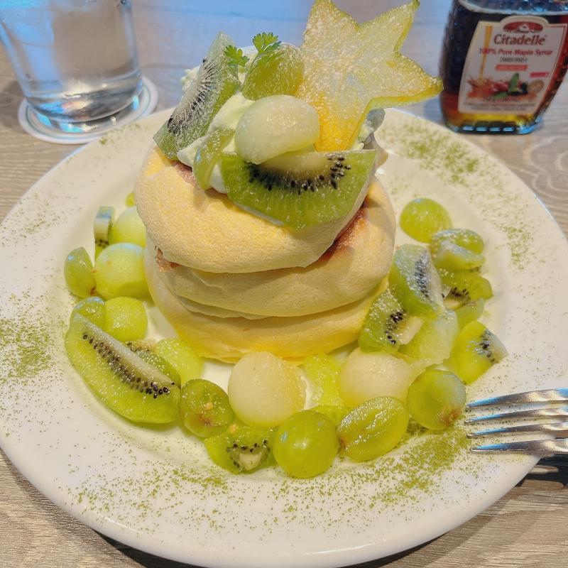 グリーンボールパンケーキ(メレンゲ マリン&ウォーク横浜店)