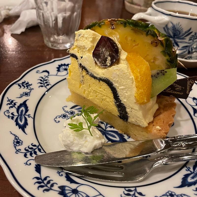 マンゴームースタルト(西洋茶館)