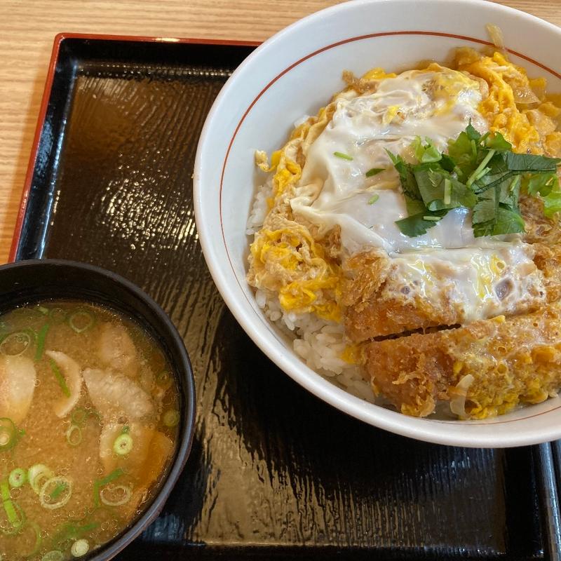 カツ丼、豚汁(かつさと 住吉バイパス店 )