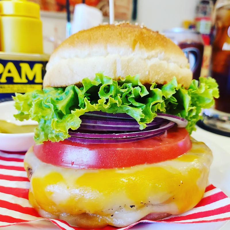 たっぷりコルビージャックチーズバーガー(13Diner)