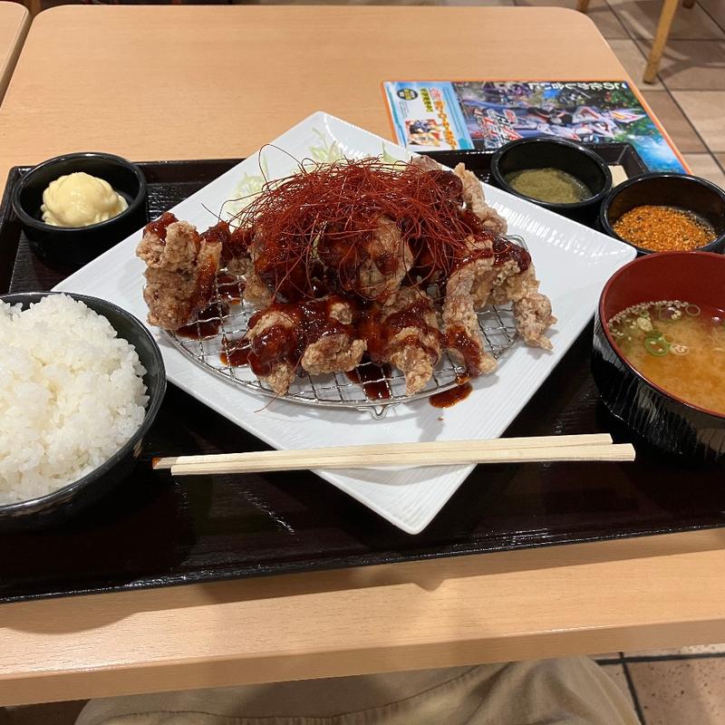 旨辛唐揚げ定食(鳥さく)