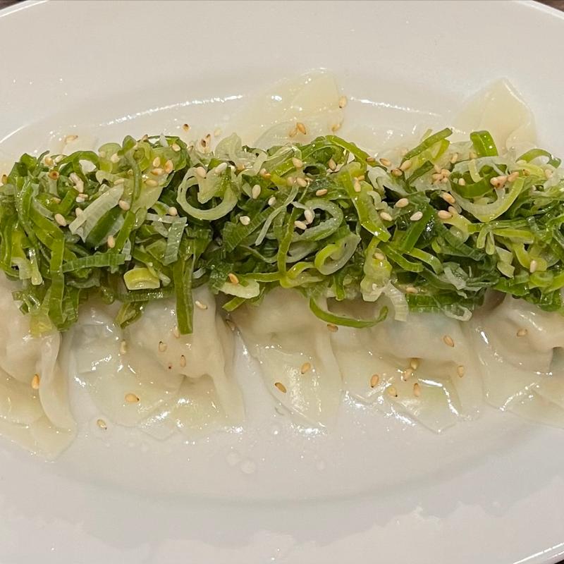 ネギまみれ水餃子(大阪餃子MARUKAMI)