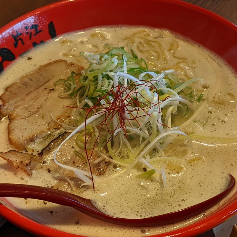 濃厚鶏白湯ラーメン(片江ラーメン)