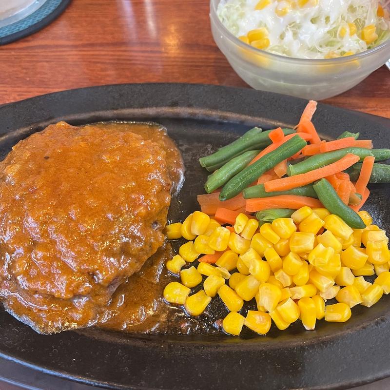 カレーハンバーグ(ハンバーグ&ステーキ 紅矢(ベニヤ) 阿佐ヶ谷店)