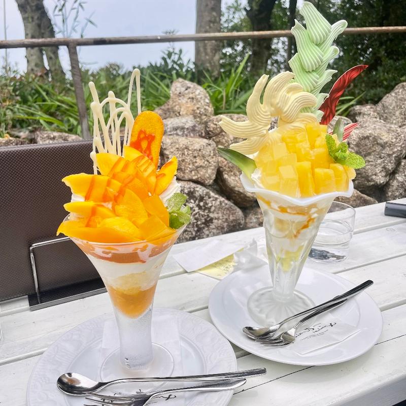 (フレベールラデュ Au fraisvert-radieux)