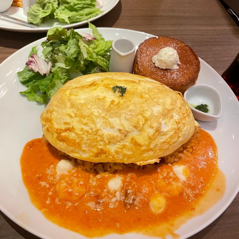 スフレ卵のオムライス(サロン　卵と私)
