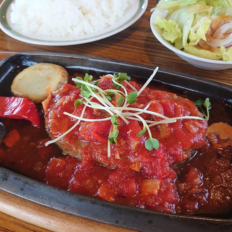 トマトハンバーグランチ(ごはんCAFE サルデーレ)