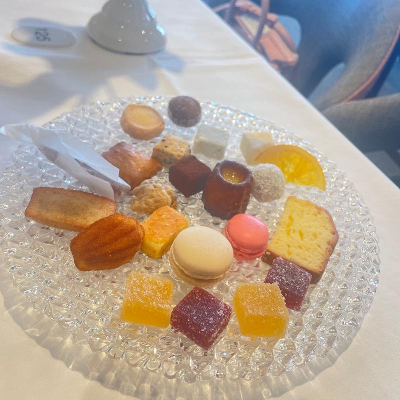 (タワーラウンジ （THE TOWER LOUNGE　）)