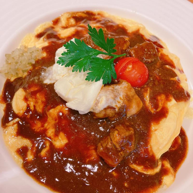 ビーフカレーオムライス(オリーブハウス 川越丸広店)