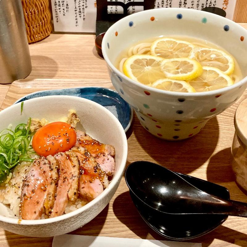 檸檬うどん炙り鴨丼セット(出汁家浪庵)