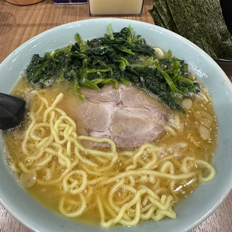 ラーメン中　ほうれん草増し　海苔別(ラーメン千家 根岸店)