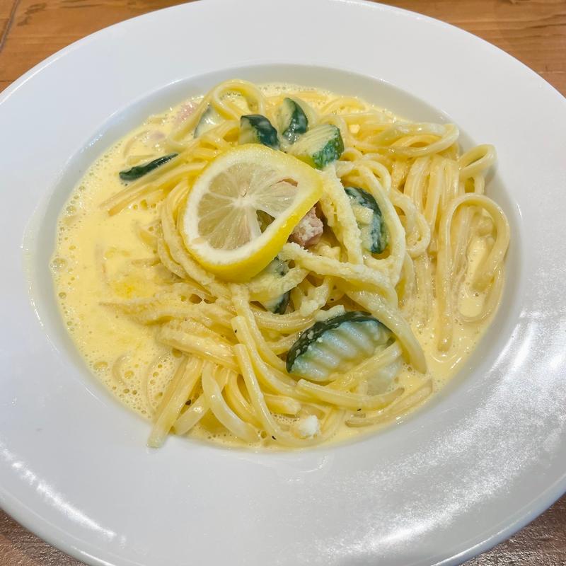 ズッキーニの塩レモンカルボナーラ(プロント ムスブ田町店)