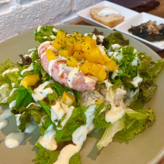 サラダsushiボウル(アタクカフェ(atacu-cafe))