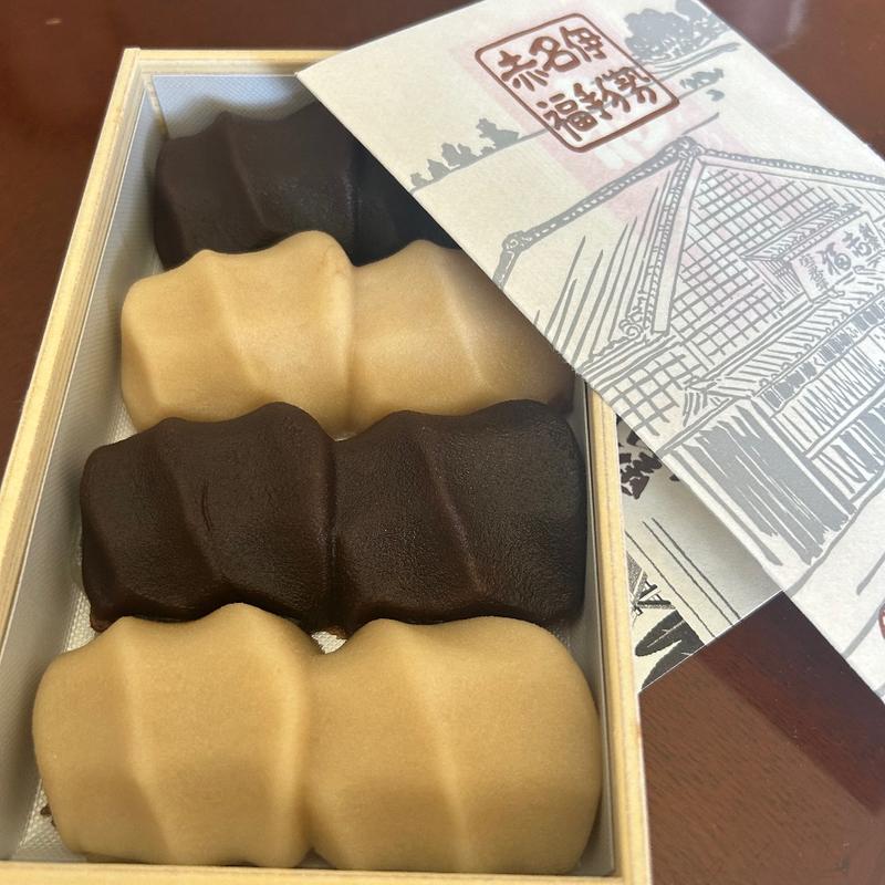 白餅黒餅(赤福茶屋 EXPASA御在所店 )