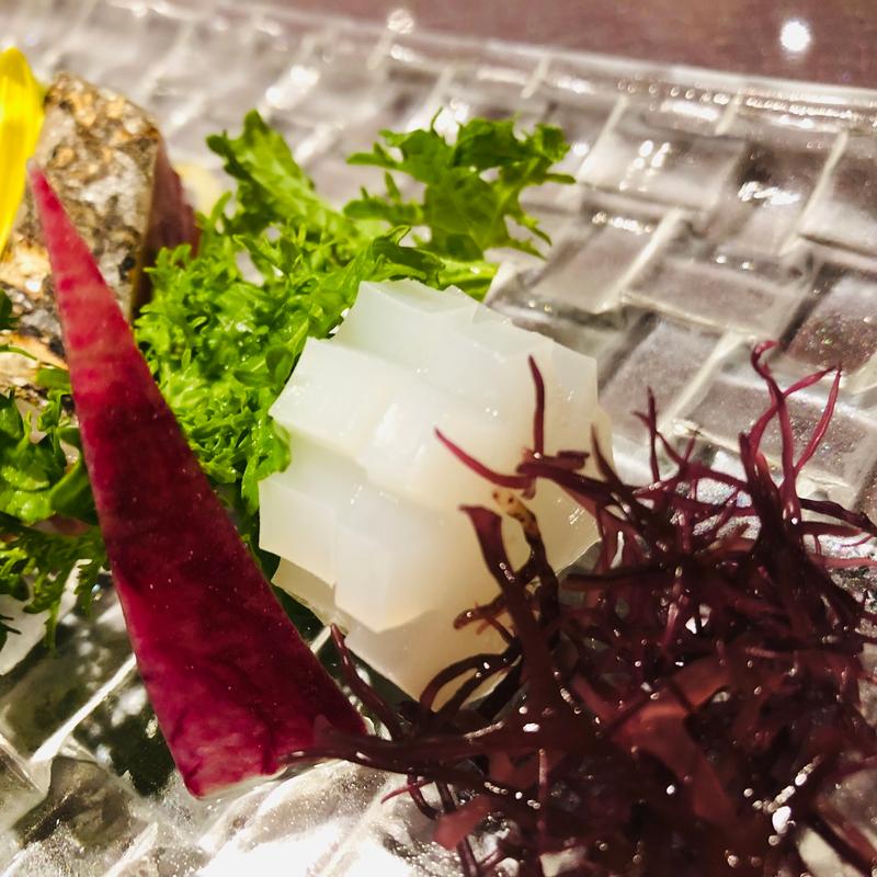 煽り烏賊 向附　サラダ盛り_夜会席記念日プラン(城山ガーデンズ　水簾 )