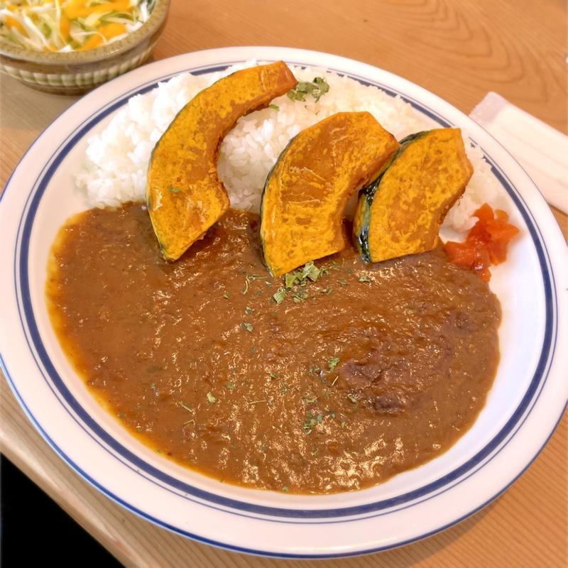 かぼちゃのカレー(カレーとケーキ かぼちゃ家)