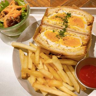 エッグベイビーサンド with フレンチフライ(Egg Baby Cafe)