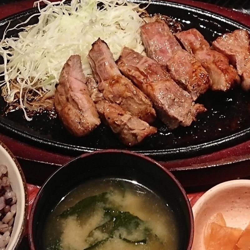 大戸屋炭火焼き肉厚鉄板トンテキ定食(大戸屋ごはん処 ノースポートモール店)