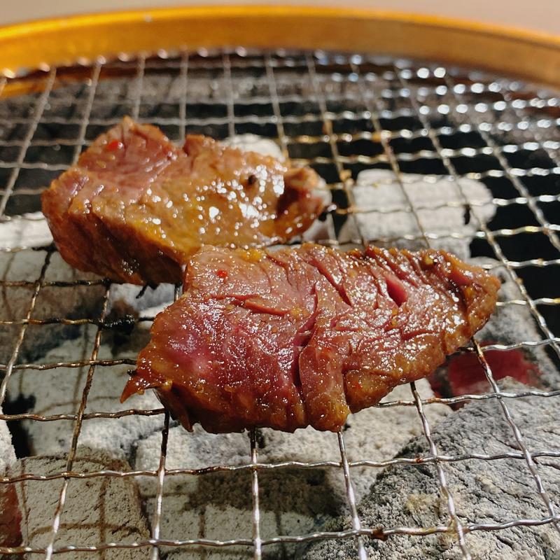 赤身ハラミ(炭火焼肉TOMOSホルモン 大曽根店)