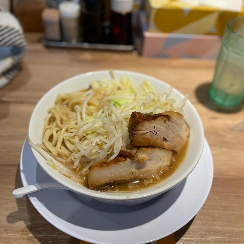 (麺屋しずる みよし店)