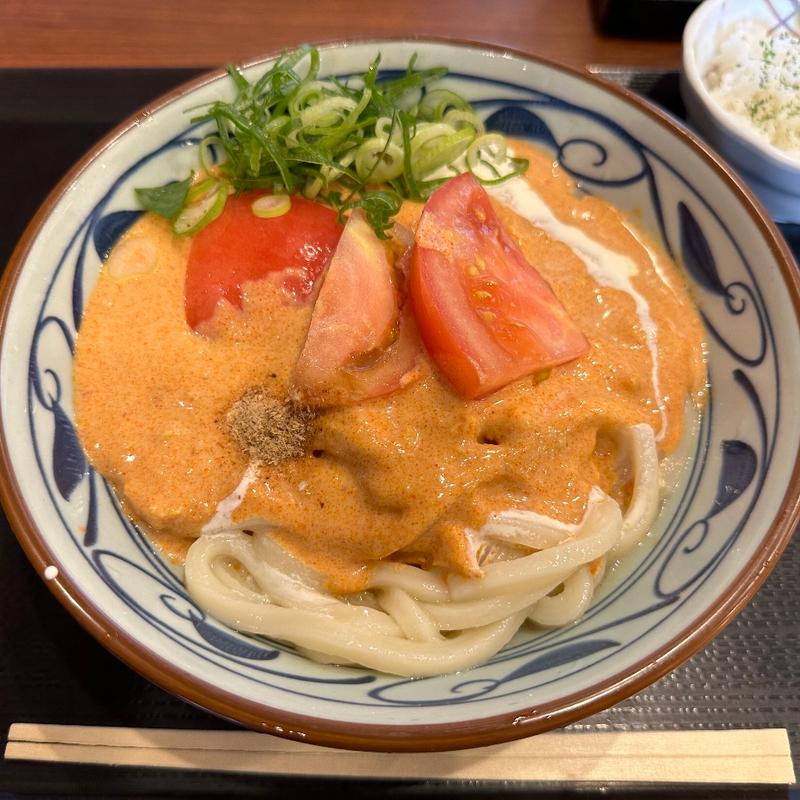 冷やしトマたまカレーうどん(丸亀製麺 京丹後店 )