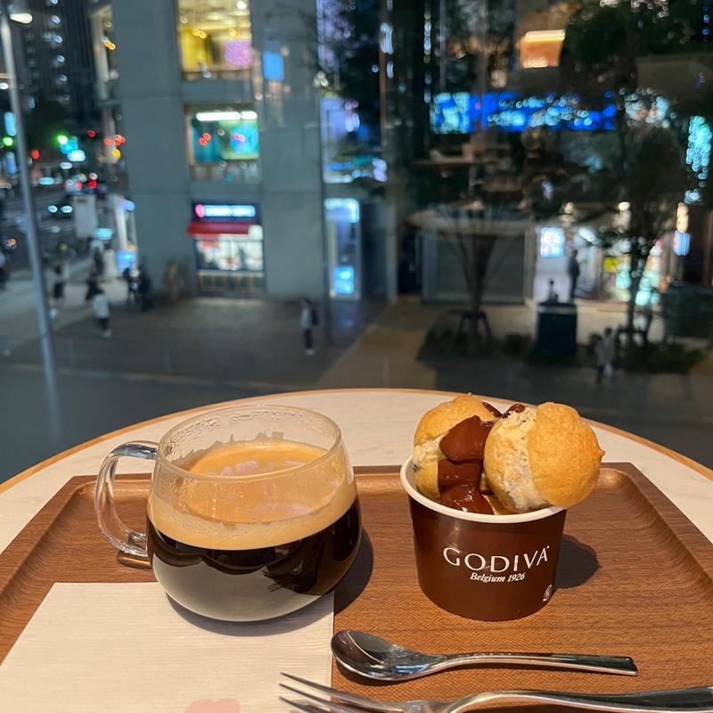 プロフィットロール(GODIVA cafe Hibiya)