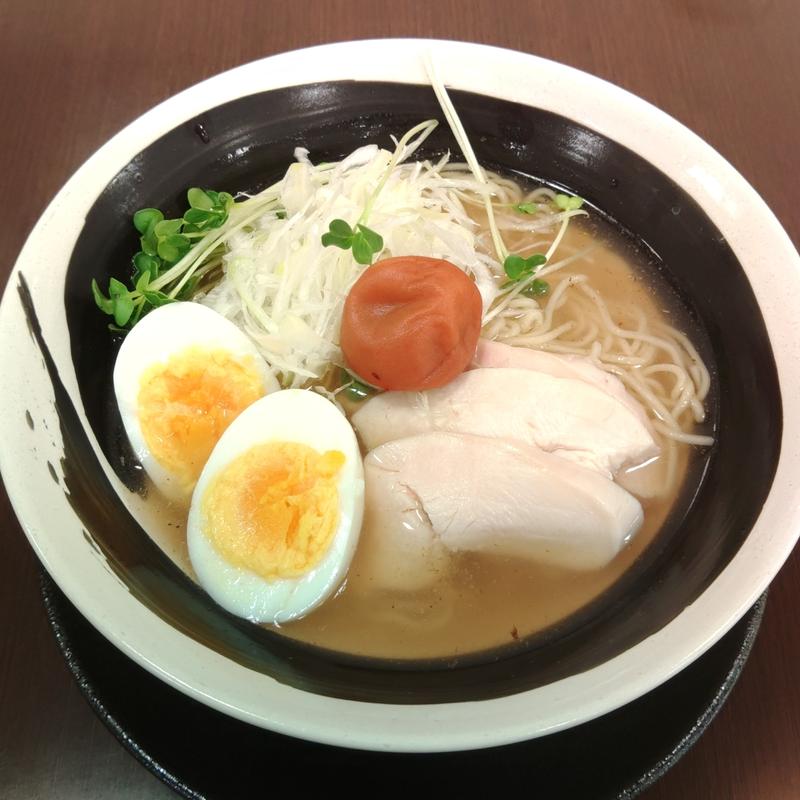 冷製紀州梅らーめん(めん六や)