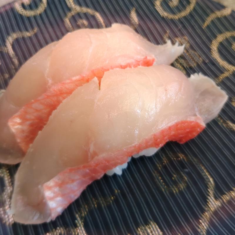 金目鯛(回転寿司 魚どんや （さかなどんや）)