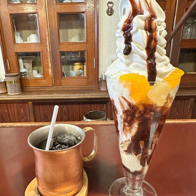 チョコレートパフェ(れすとらん さぼーる)