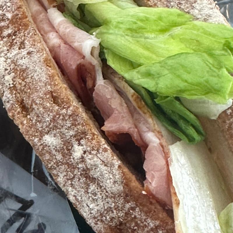 BLT石窯カンパーニュ(スターバックスコーヒー YAMATO文化森店)