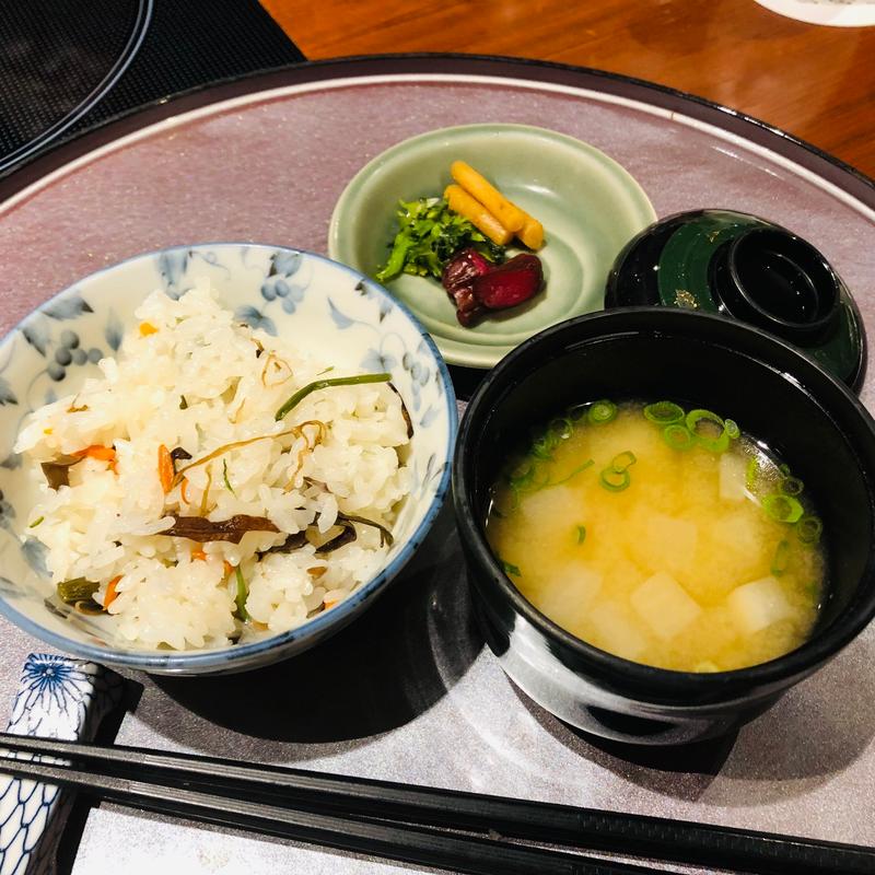 食事 山菜おこわ_夜会席記念日プラン(城山ガーデンズ　水簾 )