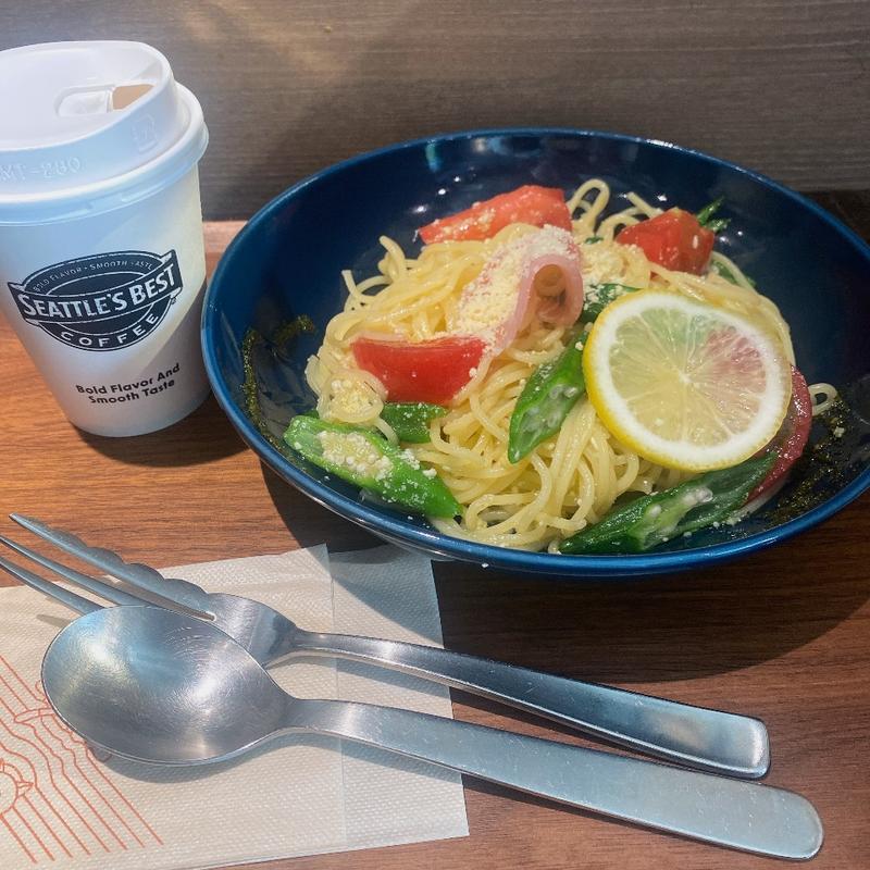 生ハムの冷製パスタ～ジェノベーゼソース～(シアトルズベストコーヒー御堂筋本町店)